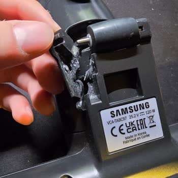 Samsung Süpürge Fırçası Kırıldı: Müşteri Mağduriyeti