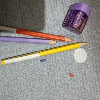 Kırılan Boya Kalemleri: Hayal Kırıklığı