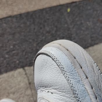 Skechers Ayakkabıda 2 Ayda Çatlama Sorunu