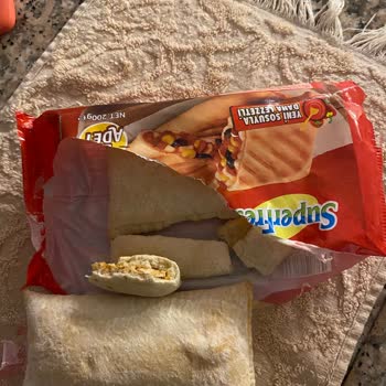 Pizza Tosttan Çıkan Sürpriz Parçalar