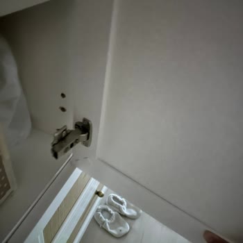 Almila Mobilya'dan Aldığımız Dolapta Menteşe Sorunu Ve Yetersiz Müşteri Hizmeti