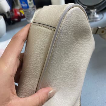 Guess Çantamda 20 Günde Deformasyon