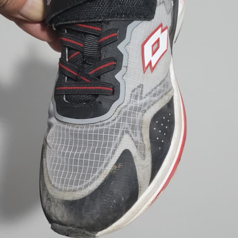 Kalitesiz Çocuk Ayakkabısı Deneyimi