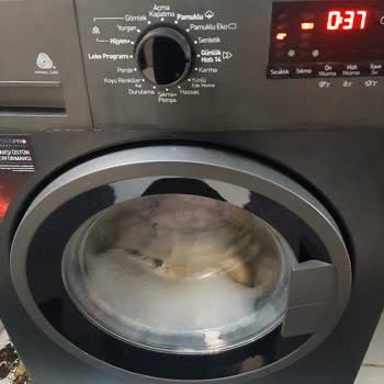 Arçelik Çamaşır Makinesi 3 Yılda Alttan Çürüdü Kullanılamaz Hale Geldi