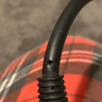 Dyson Saç Şekillendirici Kablo Sorunu