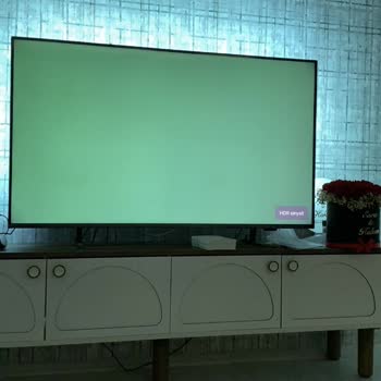 Philips TV'de Soluk Pembe Ekran Sorunu Ve Servis Cevapsızlığı