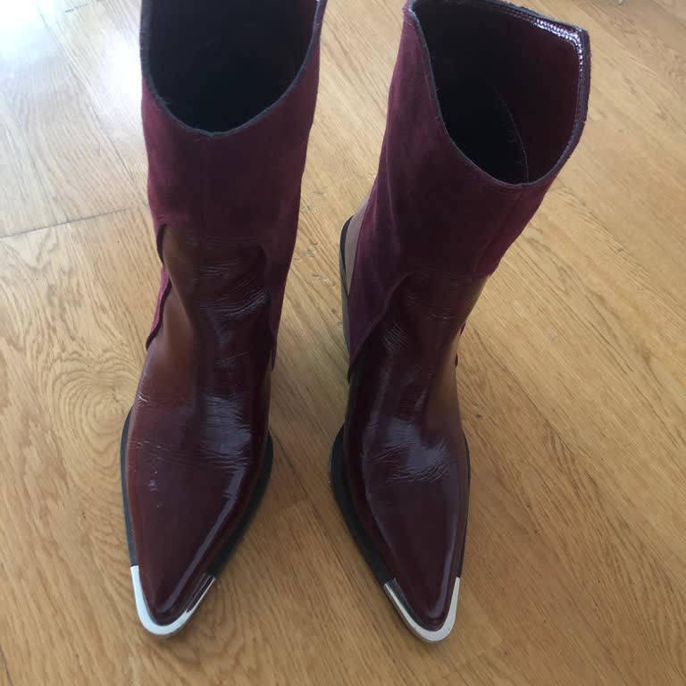 Görünüş Harika Ama Rahatlık Fiyasko: Ayakkabım Ayağımı Mahvetti