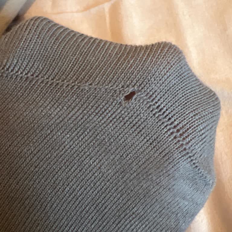 Kalitesiz Ürün Ve İlgisiz Müşteri Hizmetleri