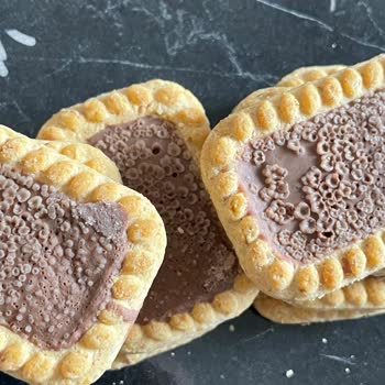 Marketten Alınan Bisküvilerde Beklenmedik Durum