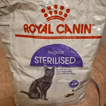 Foreign Object Found in 15kg Royal Canin Sterilized Cat Food