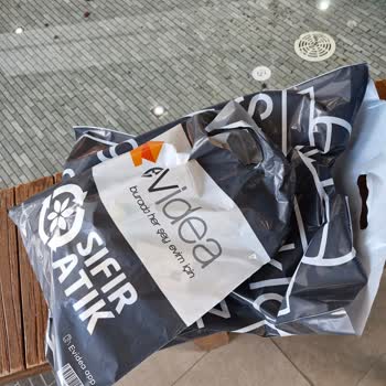 Mağaza Müdürünün Kaba Davranışları Ve Müşteri Memnuniyetsizliği