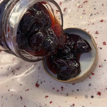 Bozuk Reçel Ve Yetersiz Müşteri Hizmeti Sorunu