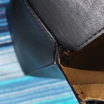 Massimo Dutti Çantamın Kulpları Koptu, Değişim Veya İade İstiyorum