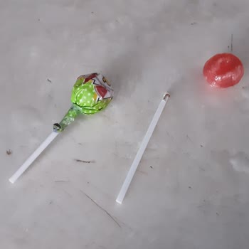 A101'den Alınan Lollipop İçinden Kurt Çıkması