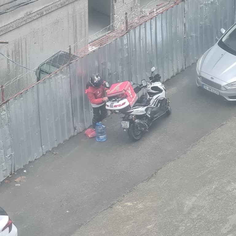 Hijyen Sorunu Ve Duyarsız Kurye Davranışı