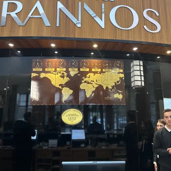 Otel Rezervasyonunda Gecikme Ve Kötü Hizmet