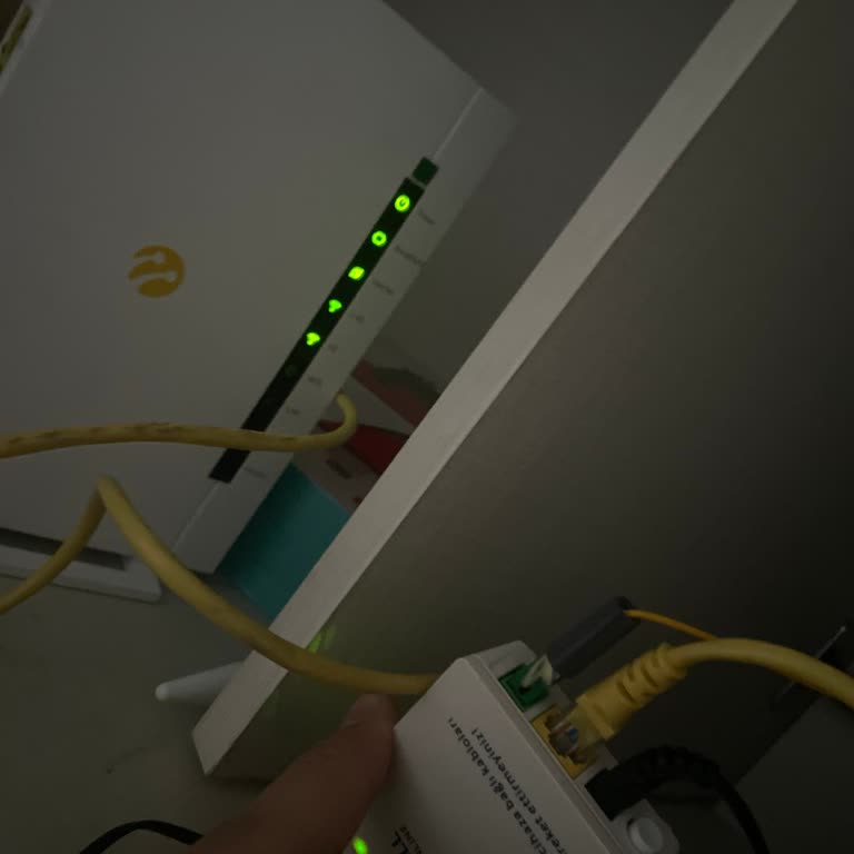 Kablo Kesintisi Mağduriyeti: Turkcell Superonline!