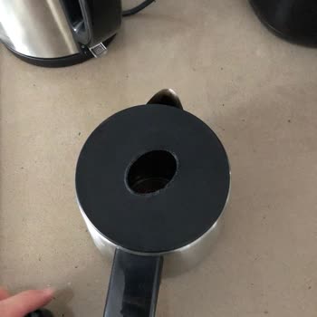 Tefal Çaycıda Kalitesiz Plastik Sorunu