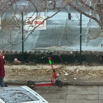 Hop Scooterlarının Yanlış Park Sorunu Ve Güvenlik Endişeleri