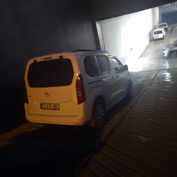 Opel Servisinde Hayal Kırıklığı: Araç Temizliği Sorunu