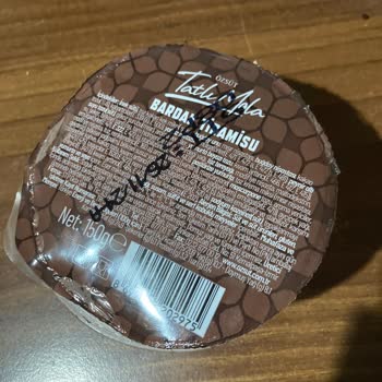 Özsüt Tiramisudan Çıkan Jelatinimsi Sürpriz