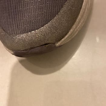 Ayakkabının Hızla Yıpranması Ve Yetersiz İnceleme Yanıtı