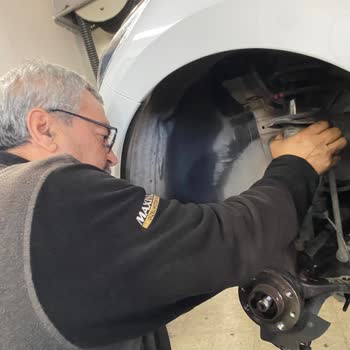 Lastik Değişimi Sırasında Yaşanan Sorunlar Ve Yetersiz Çözüm