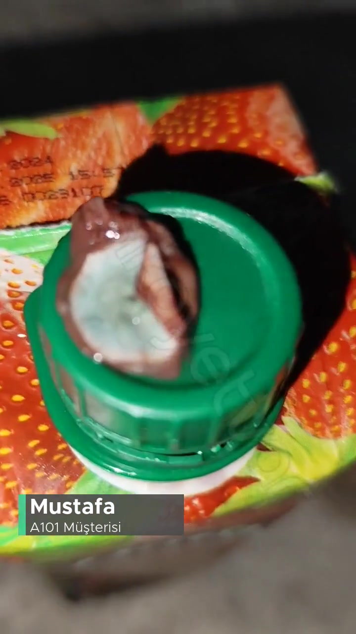 A101 Meyve Suyunda Küf videonun kapak resmi