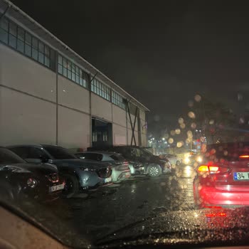 Halkalı Marmaray Otopark Çıkışı Çilesi