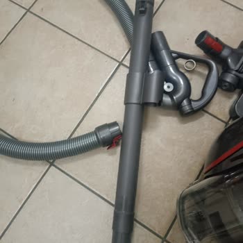 Dyson Süpürge Sorunları Ve Eksik Parça Şikayeti