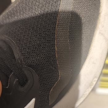 Deichmann'dan Aldığım Ayakkabılarda Sürekli Sorun Yaşıyorum