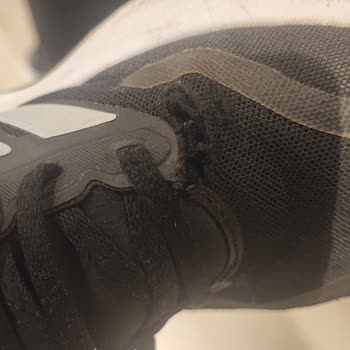 Deichmann'dan Aldığım Ayakkabılarda Sürekli Sorun Yaşıyorum