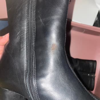 Derimod Botunda Beklenmedik Kalite Sorunu Ve Yetersiz Müşteri Hizmeti