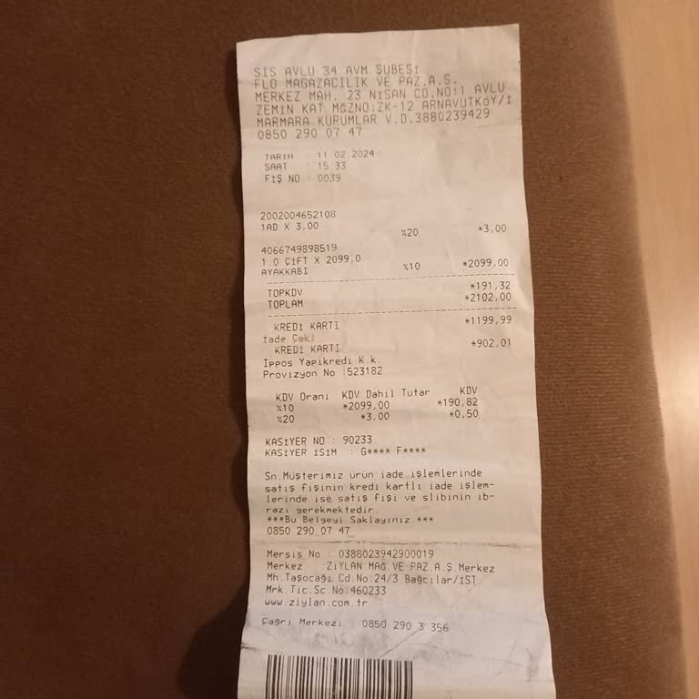 Adidas Ayakkabının Beklenmedik Yıpranması Ve In Street Mağazasının Yetersiz Çözümü