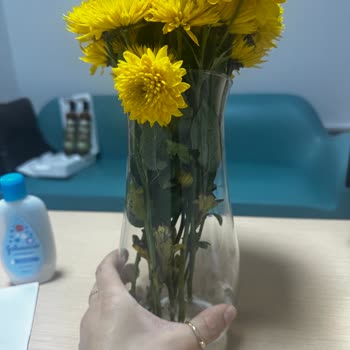 Getir Çarşı'dan Gelen Solmuş Çiçek Ve İade Sürecindeki Sorunlar