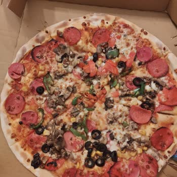 Domino's Pizza'da Eksik Malzeme Ve Çiğ Hamur Sorunu