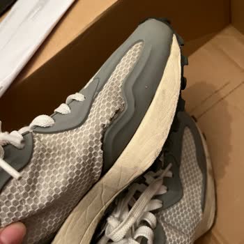 New Balance Ayakkabıda Erken Yıpranma Ve Yetersiz Müşteri Hizmeti