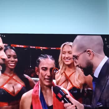 Canlı Yayın Sorunlarıyla Karşılaşan Netflix Kullanıcısı