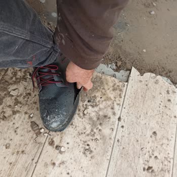 YDS Boots İş Ayakkabısı: 30 Dakikada Hayal Kırıklığı!