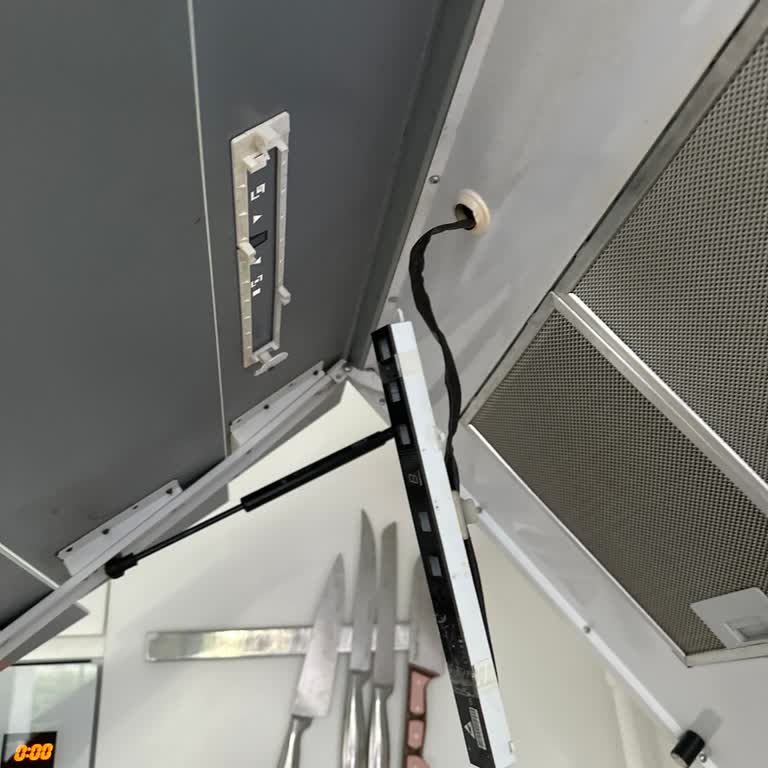 Vinola Ankastre Davlumbaz: Sürekli Arızalanan Dokunmatik Ekran Ve Yetersiz Servis Hizmeti