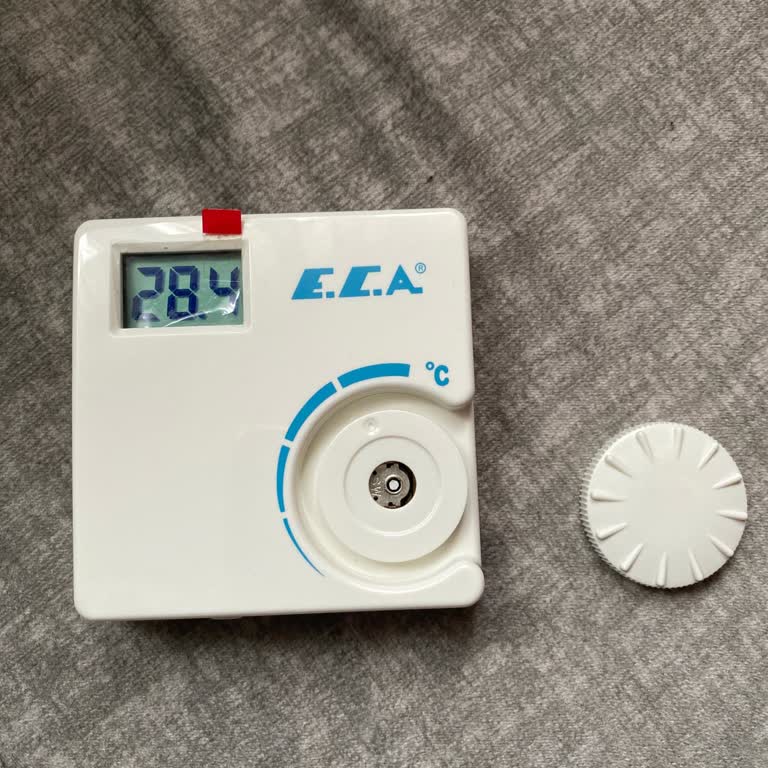 Kombinin Termostat Düğmesi Kırıldı, Servis İlgilenmiyor