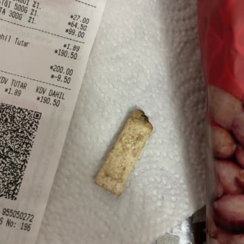 Yerfıstığı Paketinden Çıkan Şok Edici İzmarit