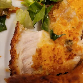 Yetersiz Pişmiş Tavuk Ve İlgisiz Hizmet