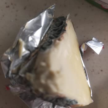 Son Kullanma Tarihi Geçmemiş Üründe Küf Ve İlgisizlik