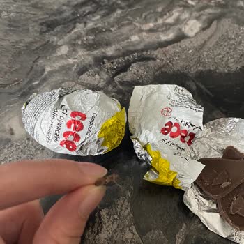 Sadıkoğlu Gıda Ve İhtiyaç Ürünleri Cece Marka Sürpriz Yumurtadan Plastik Çıktı