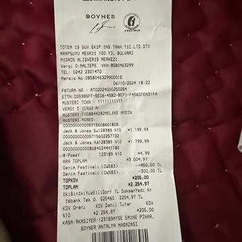 Jack & Jones Kıyafetlerde Beklenmedik Renk Değişimi