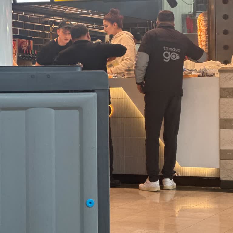 Kasap Döner'de Sütlaç Sürprizi Ve Kıl Şoku