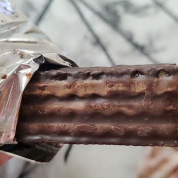Bayat Çikolata Şoku: Eti Karam Ve Browni Hayal Kırıklığı