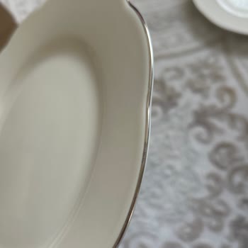 Kırık Kadehler Ve Soyulan Tabaklar: Alışveriş Hayal Kırıklığı