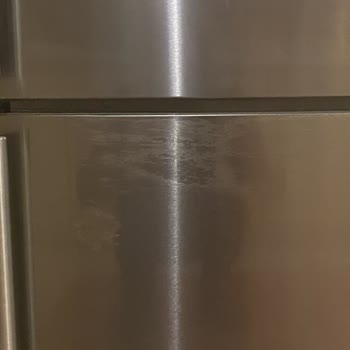 Siemens Buzdolabı Buzluk Bölümünde Paslanma Ve Yetersiz Servis